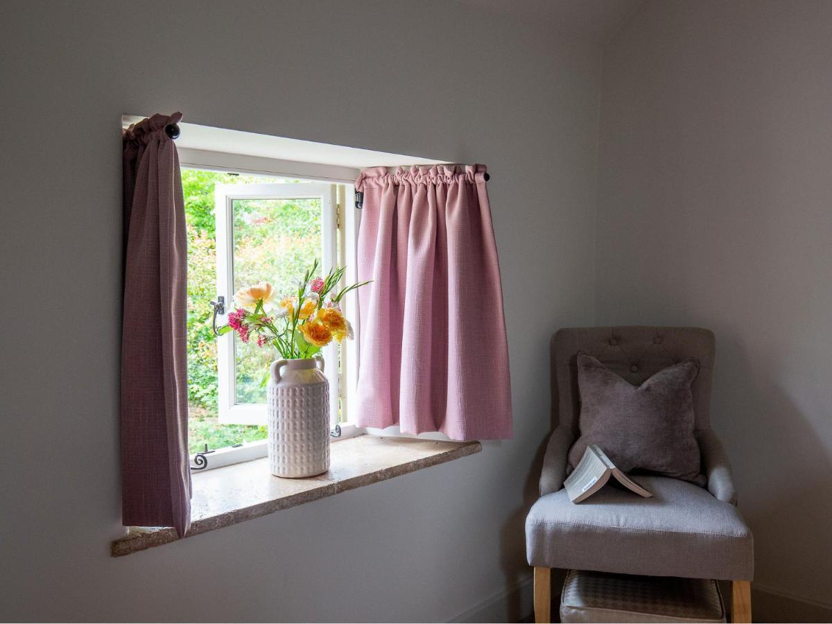 Climbing Rose Cottage - Dog Friendly - Peaceful Cotswold Cottage Adlestrop Zewnętrze zdjęcie